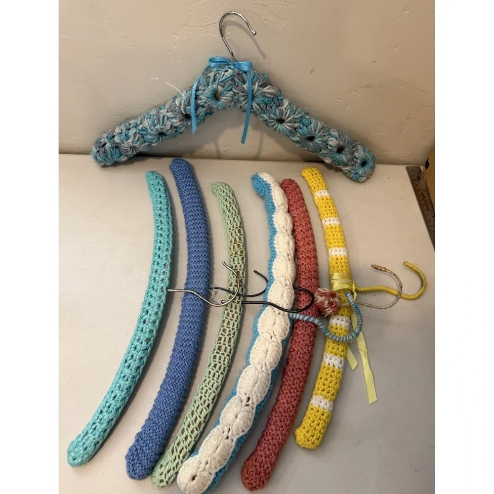 Vintage Lot of 7 Vintage Retro Crochet Yarn Metal‎ Coat Hangers